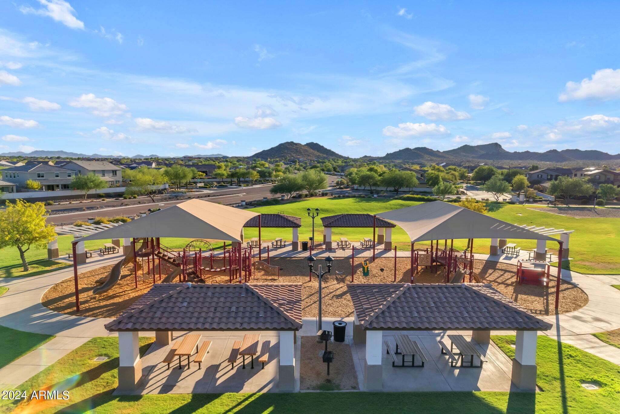 18531 W THISTLE LANDING Drive