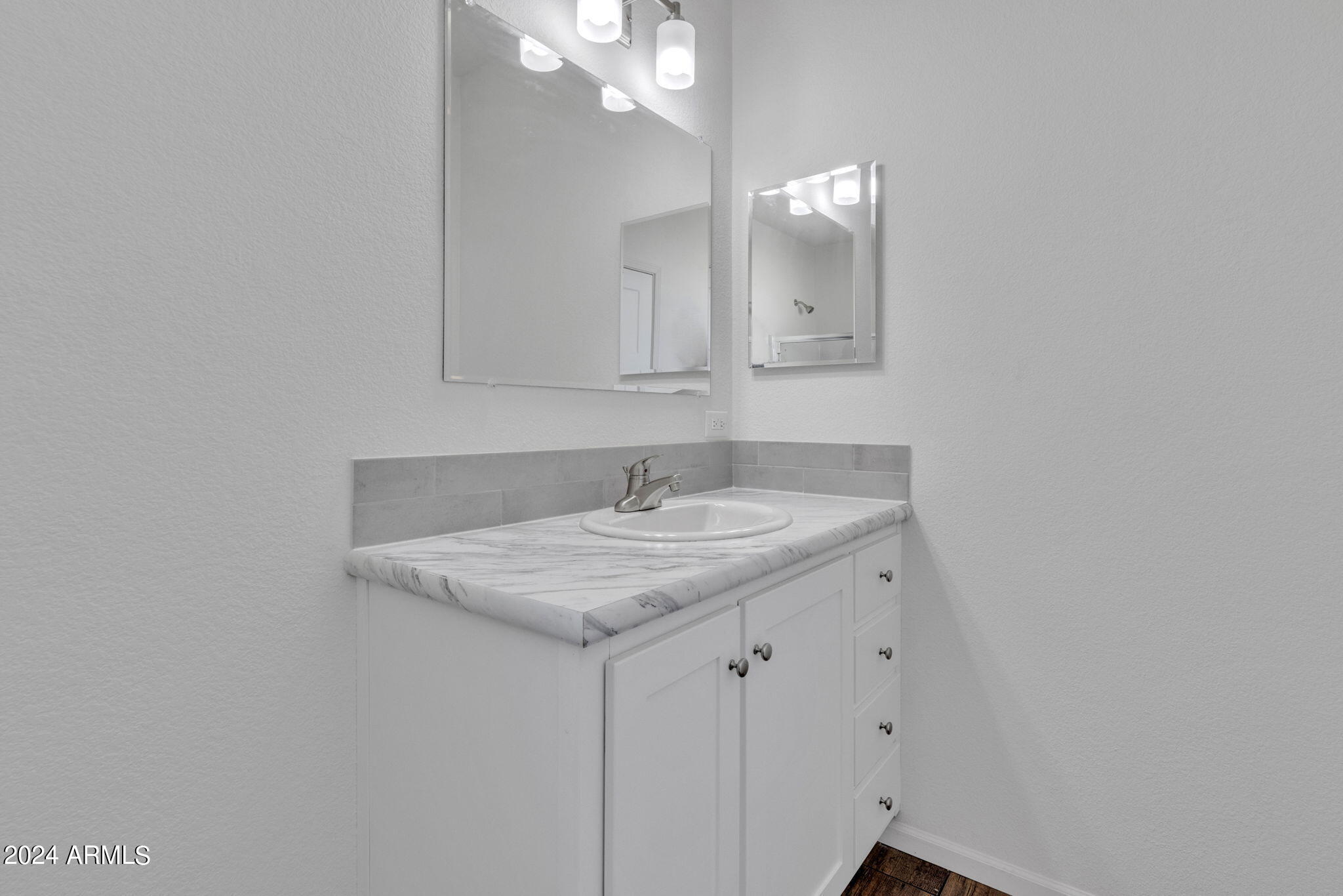 4400 W Missouri Avenue # 230