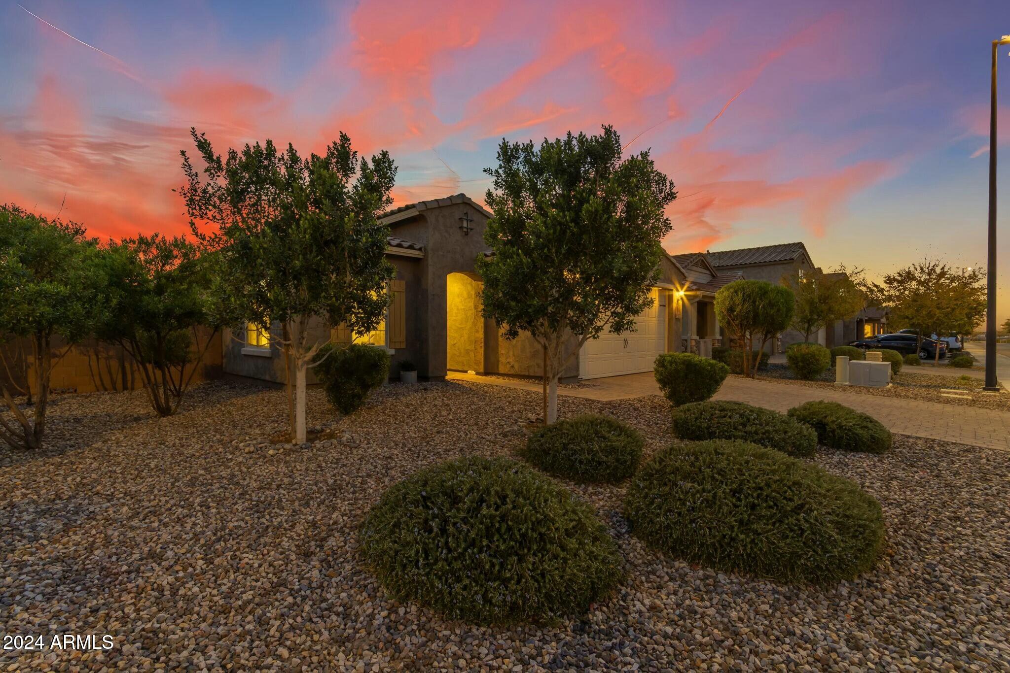 2327 E RUNAWAY BAY Place