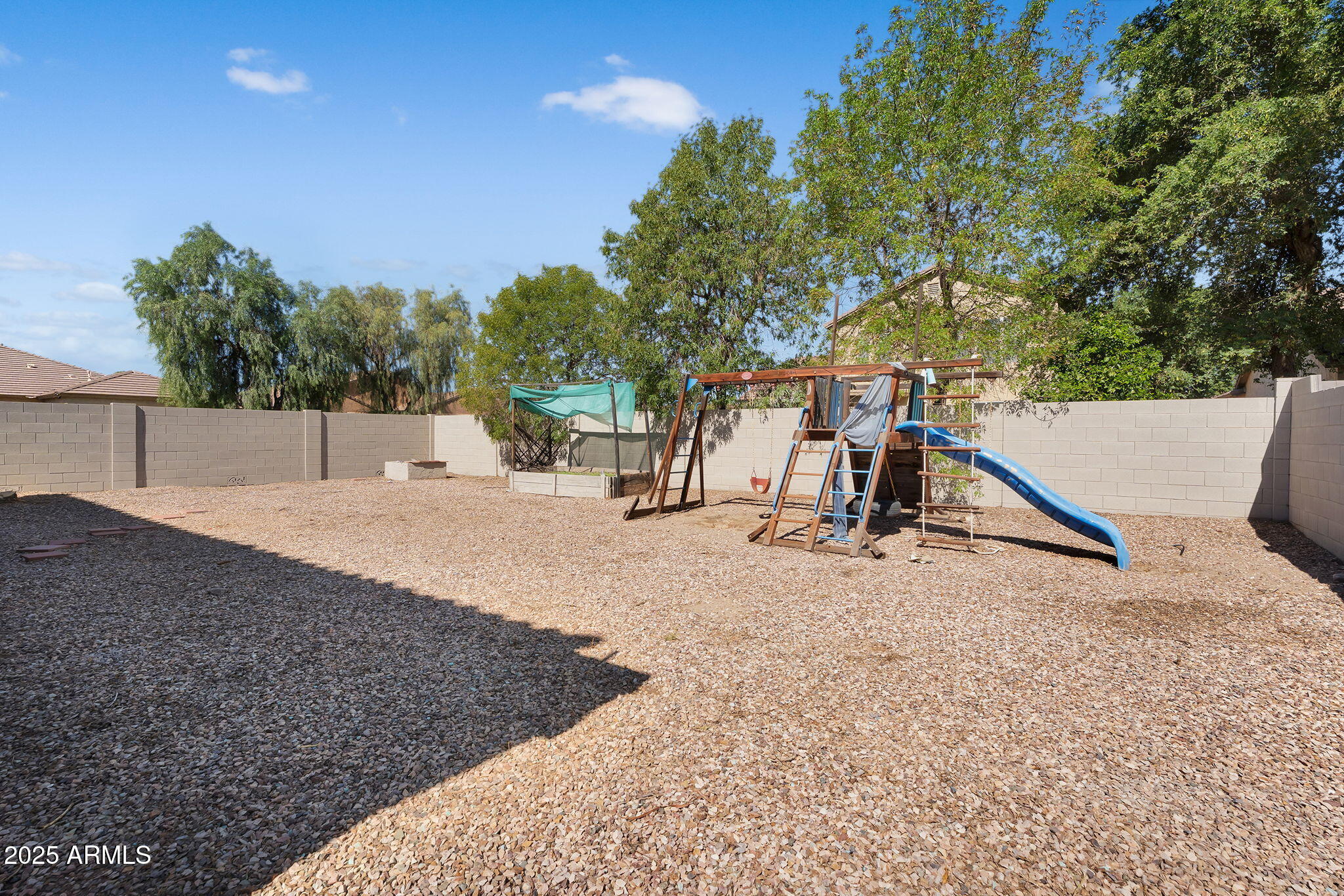 1036 E OAK Road