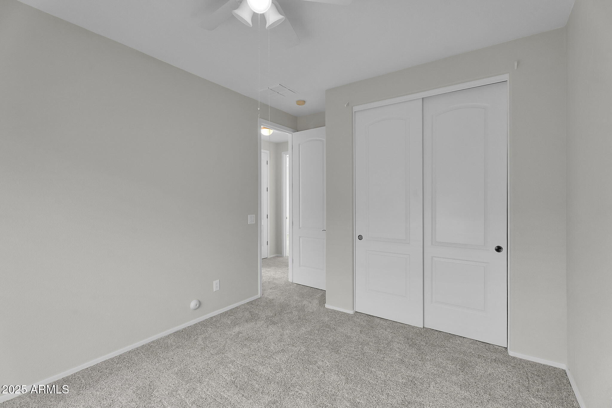 1036 E OAK Road