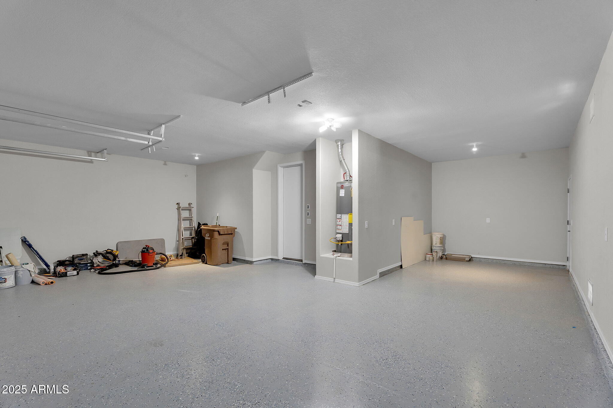 1036 E OAK Road