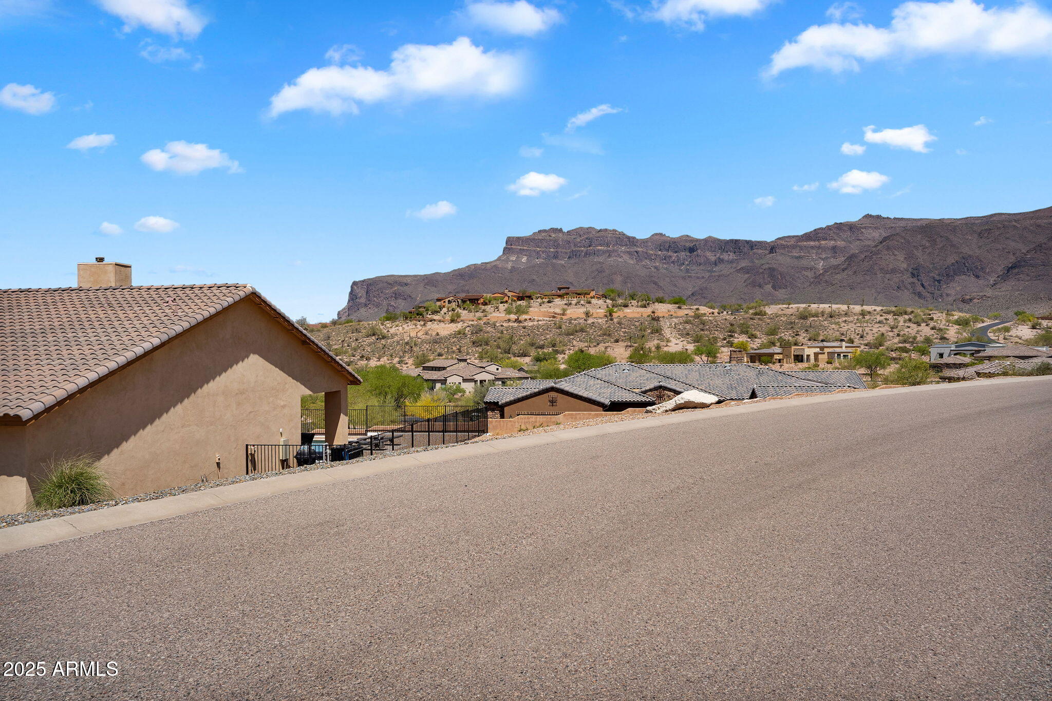 3681 S VISTA Loop, 20