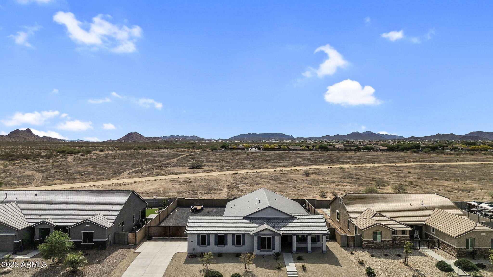 27550 N SILVERLEAF Road