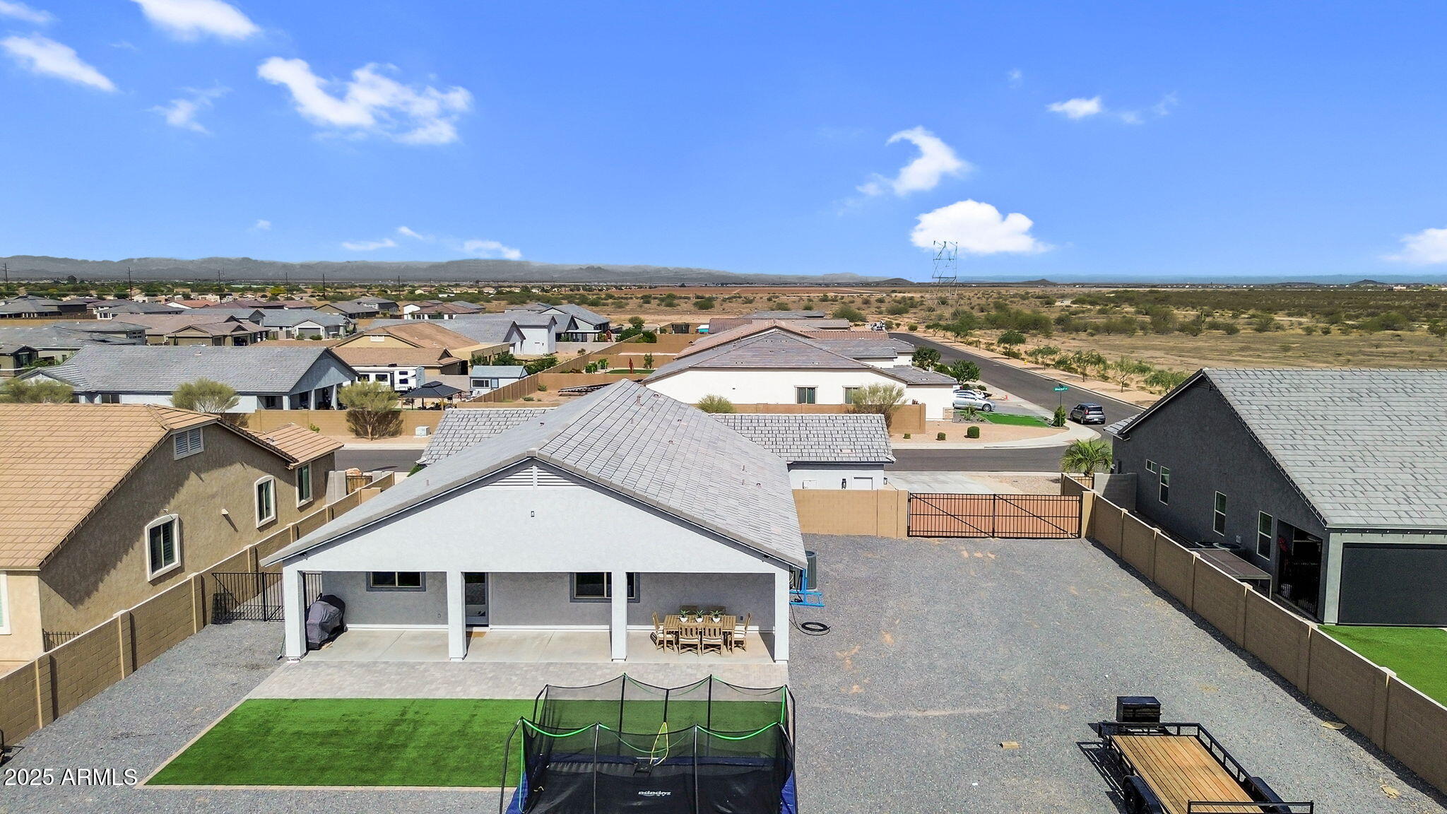 27550 N SILVERLEAF Road