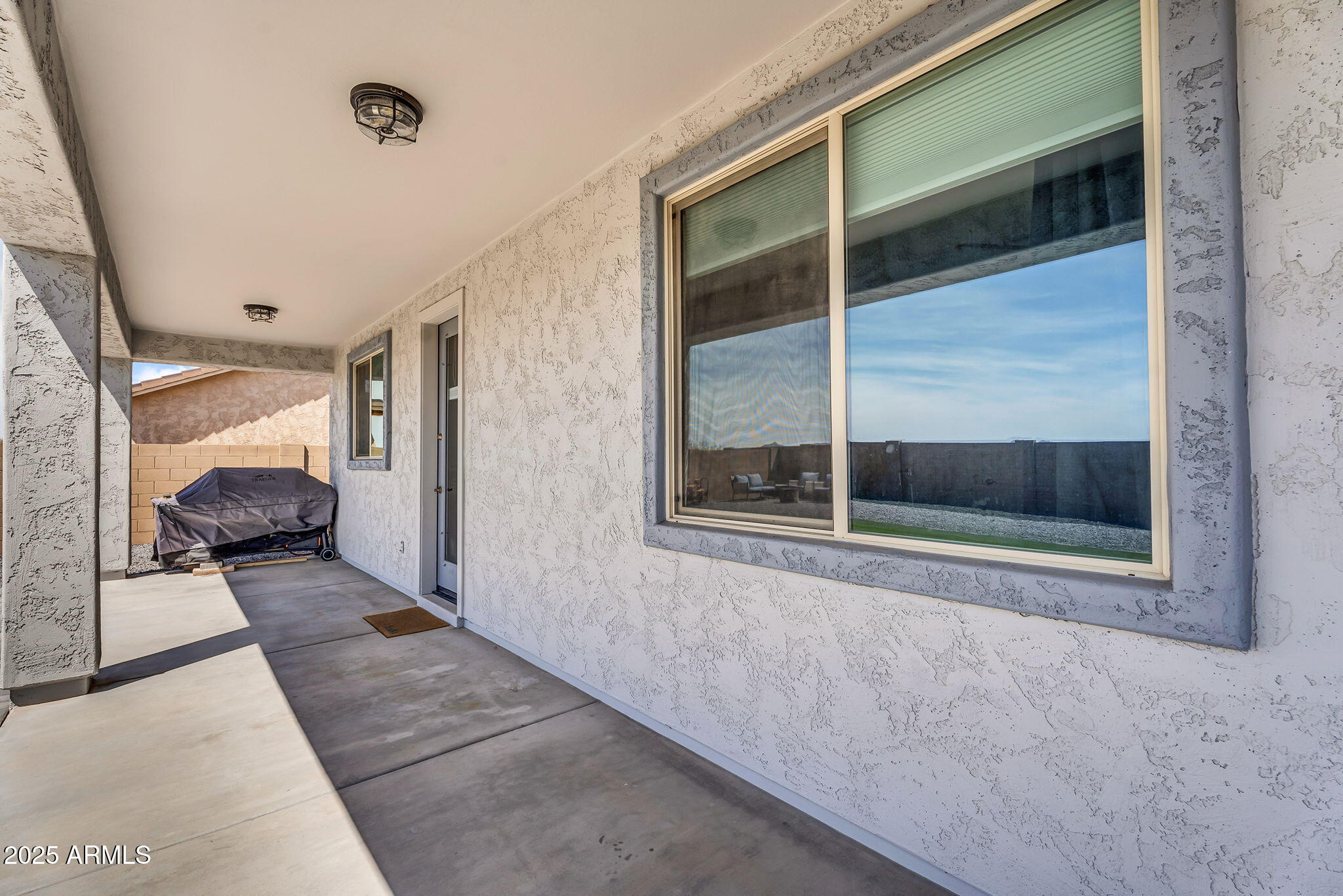 27550 N SILVERLEAF Road
