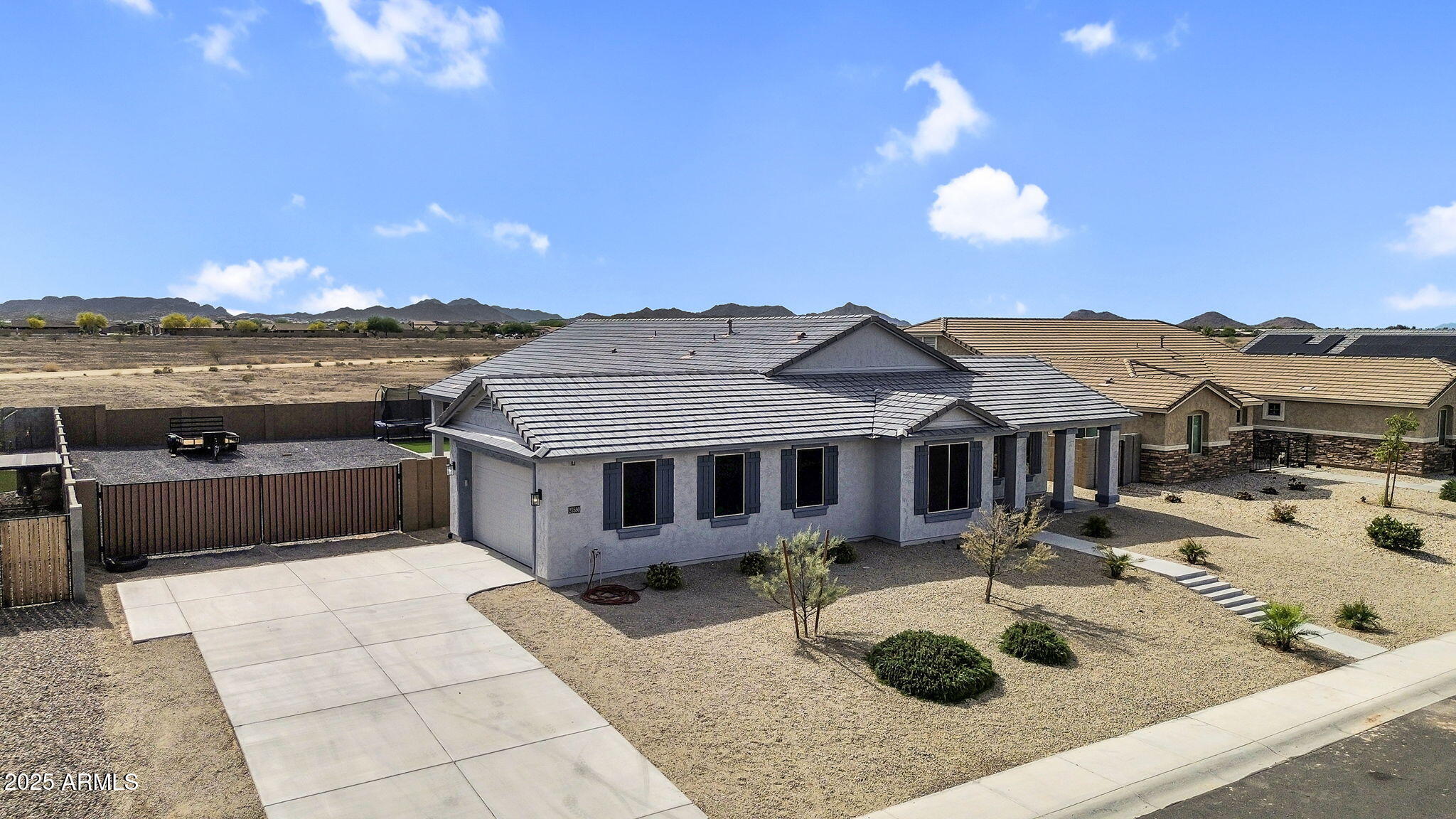 27550 N SILVERLEAF Road