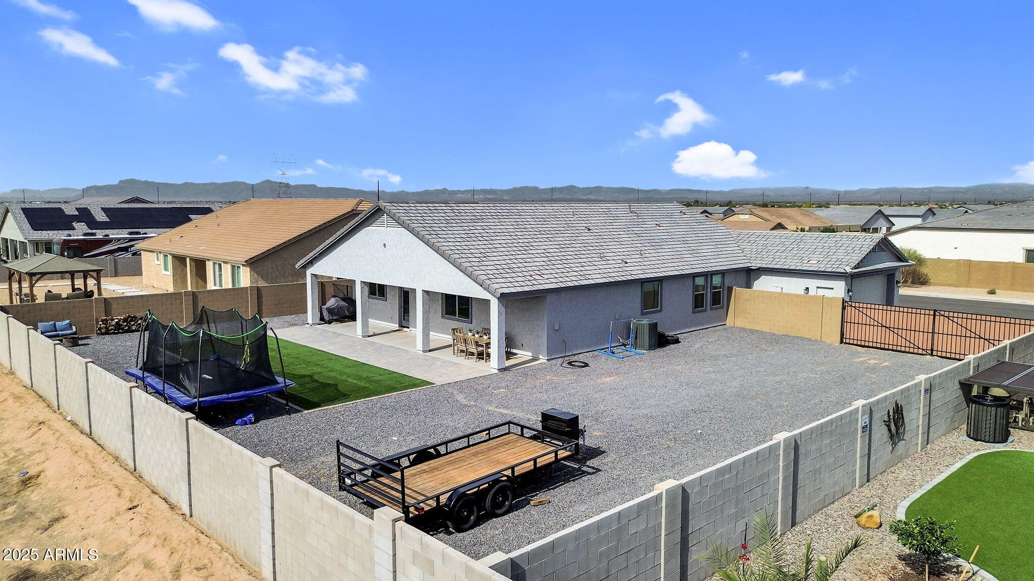 27550 N SILVERLEAF Road