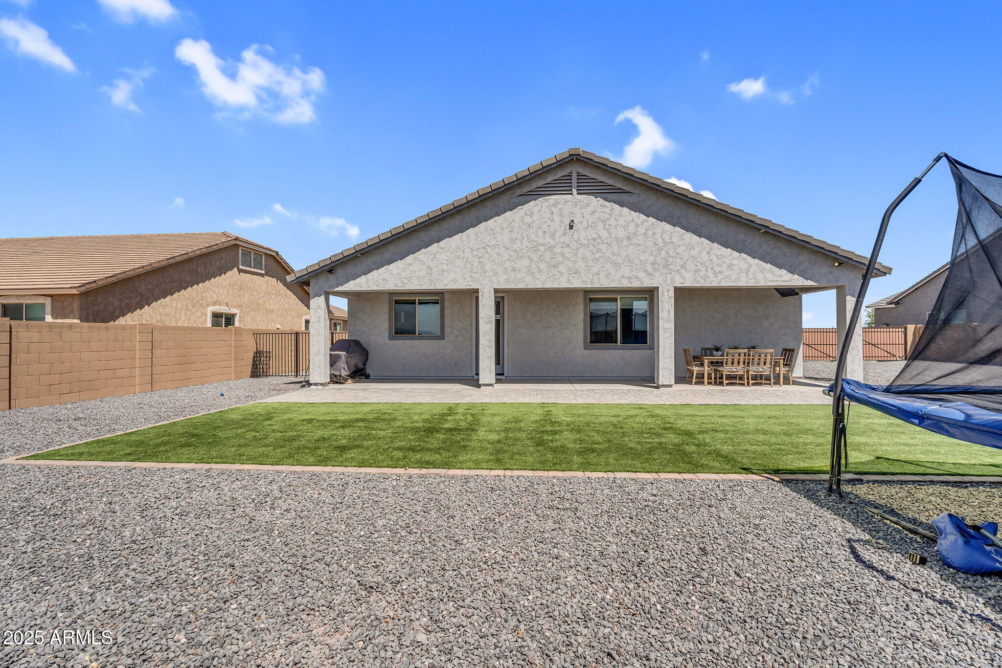 27550 N SILVERLEAF Road