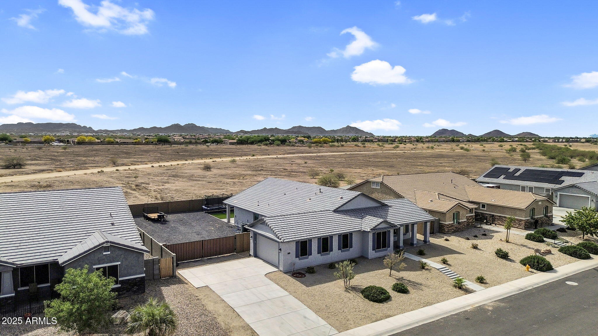 27550 N SILVERLEAF Road