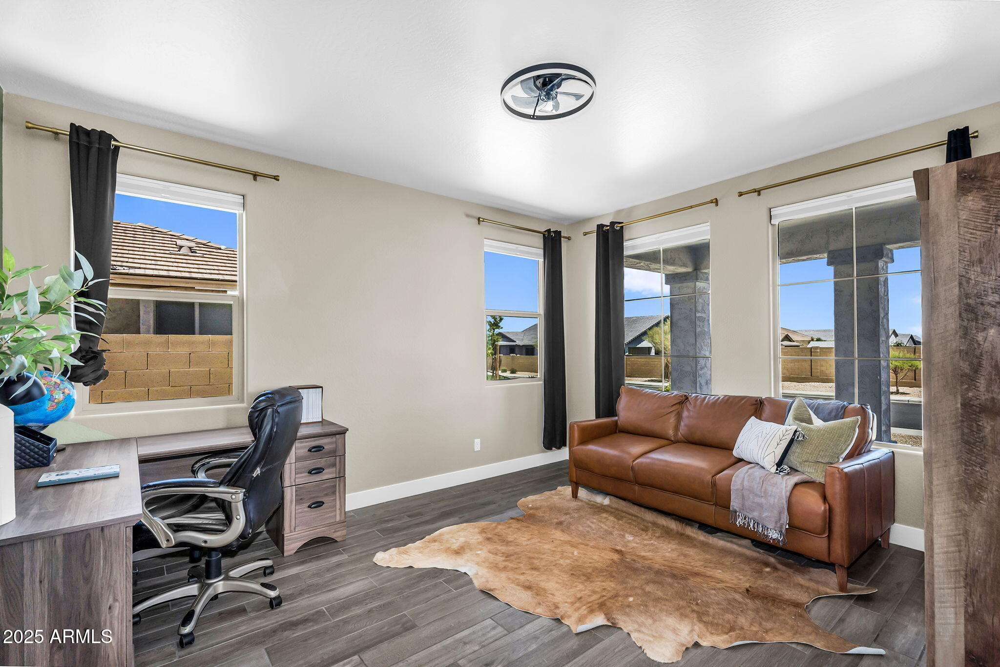 27550 N SILVERLEAF Road