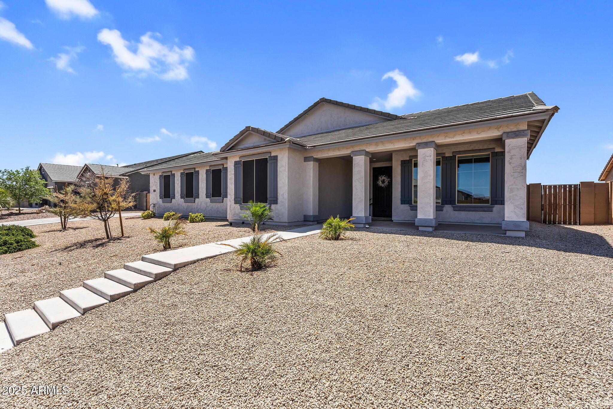 27550 N SILVERLEAF Road