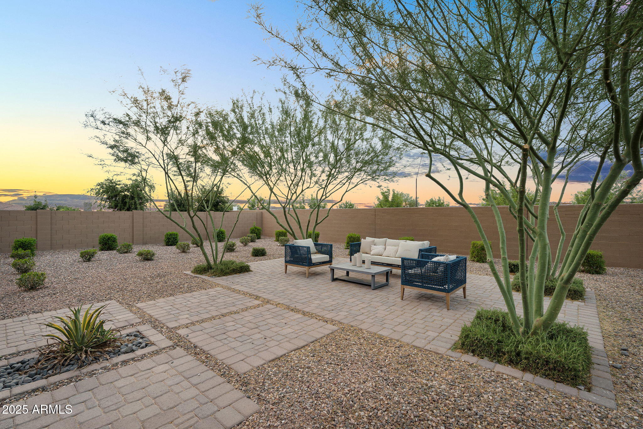 21934 E LORDS Court