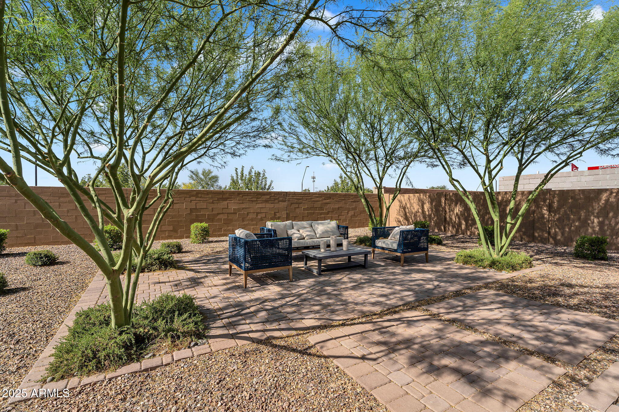 21934 E LORDS Court