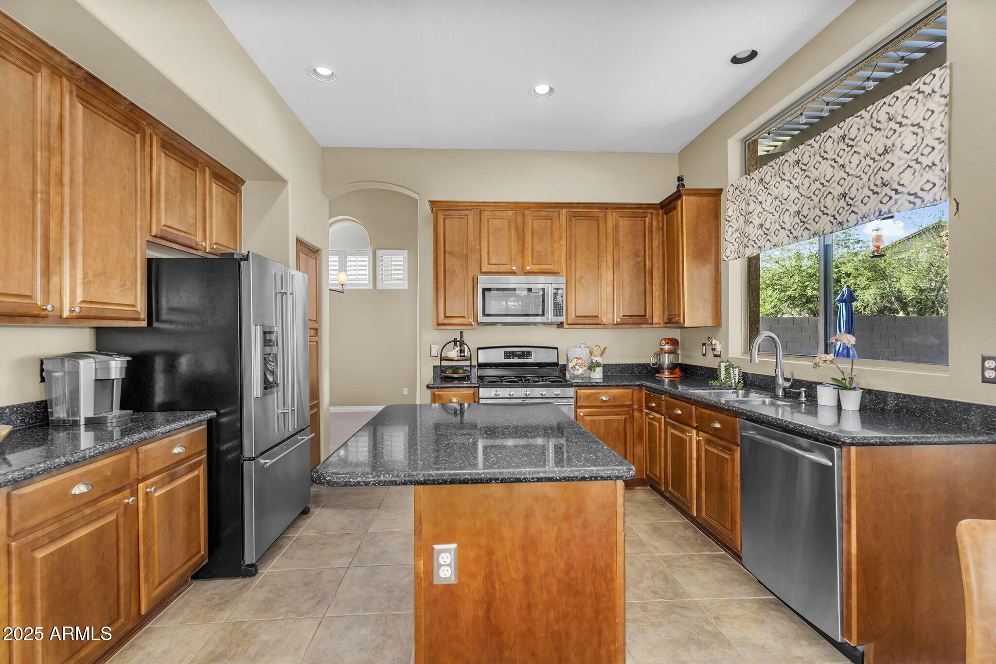 3859 N EL SERENO Street
