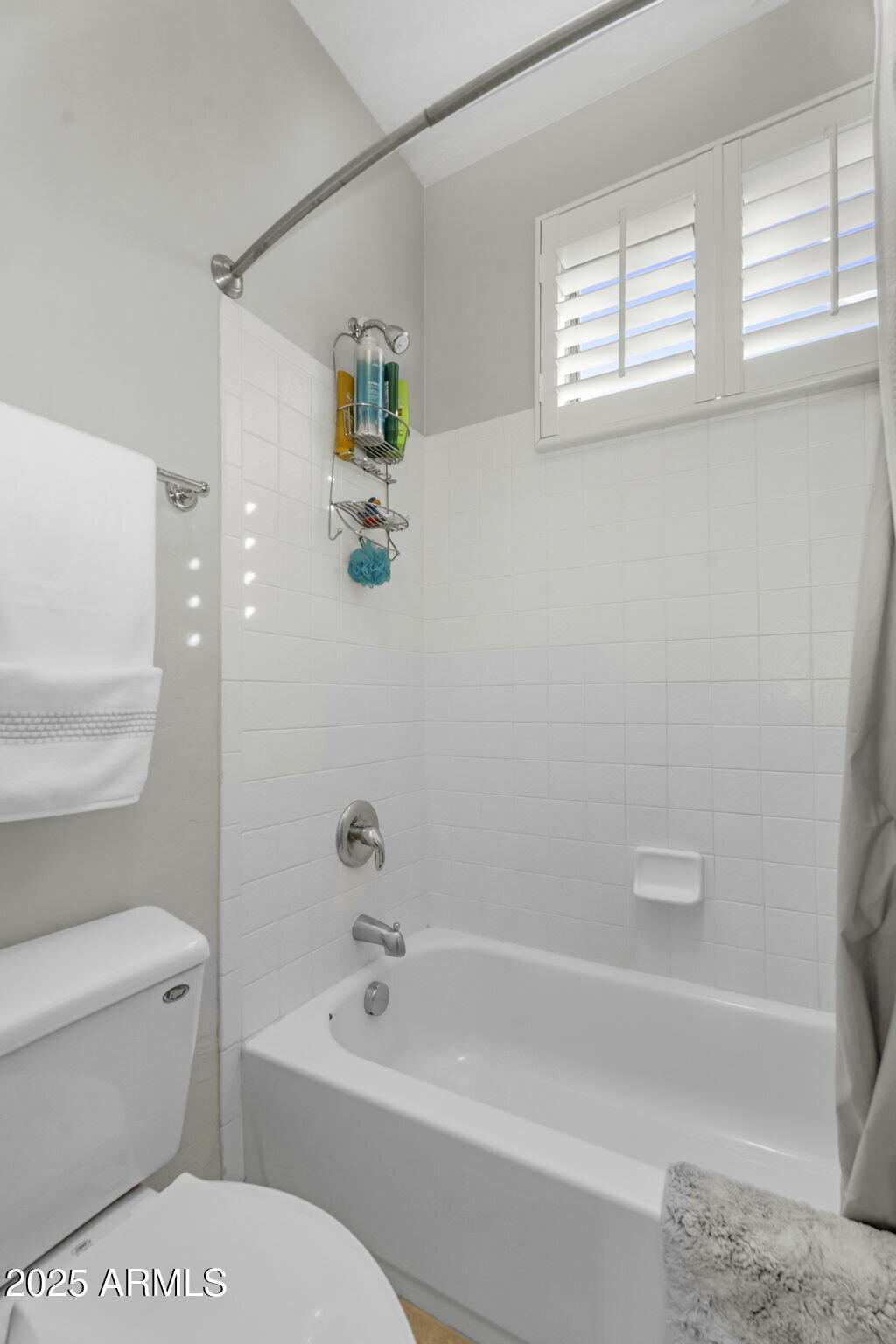3859 N EL SERENO Street