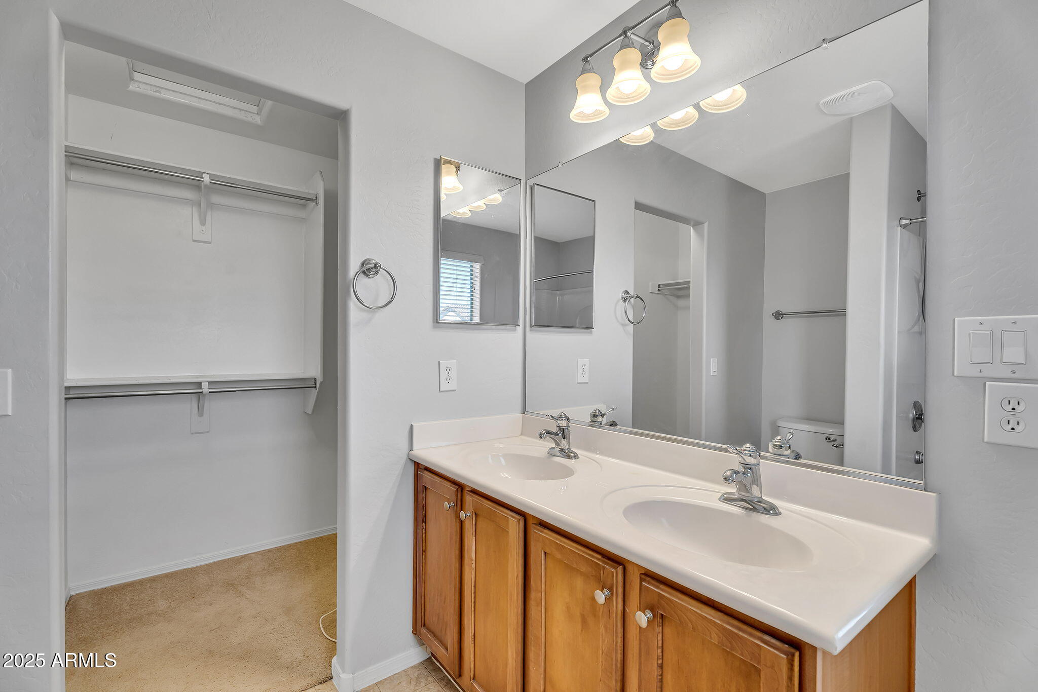 8071 W GEORGETOWN Way