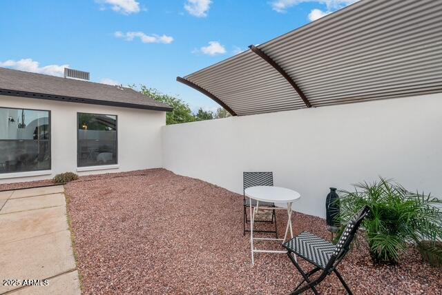 5343 W VOGEL Avenue