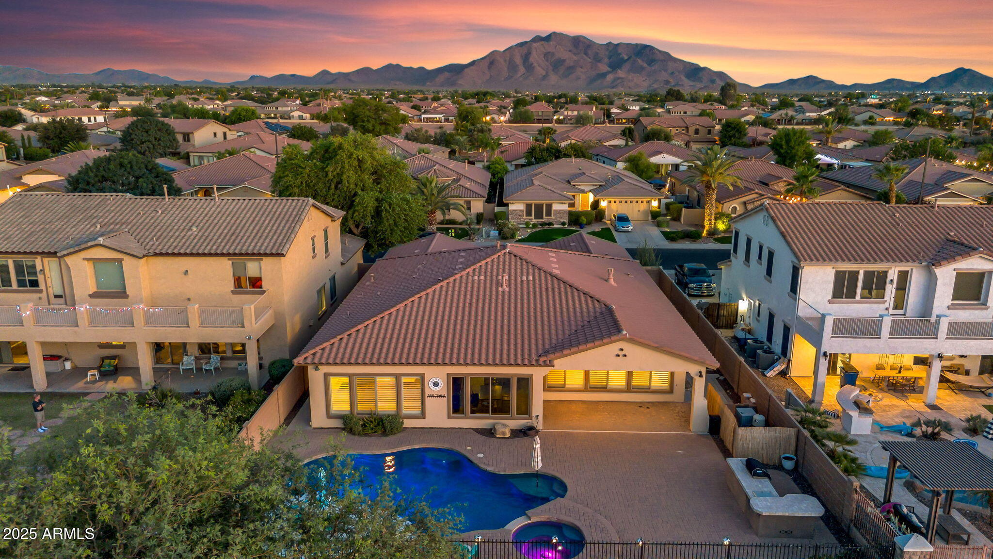3414 E VIRGIL Drive
