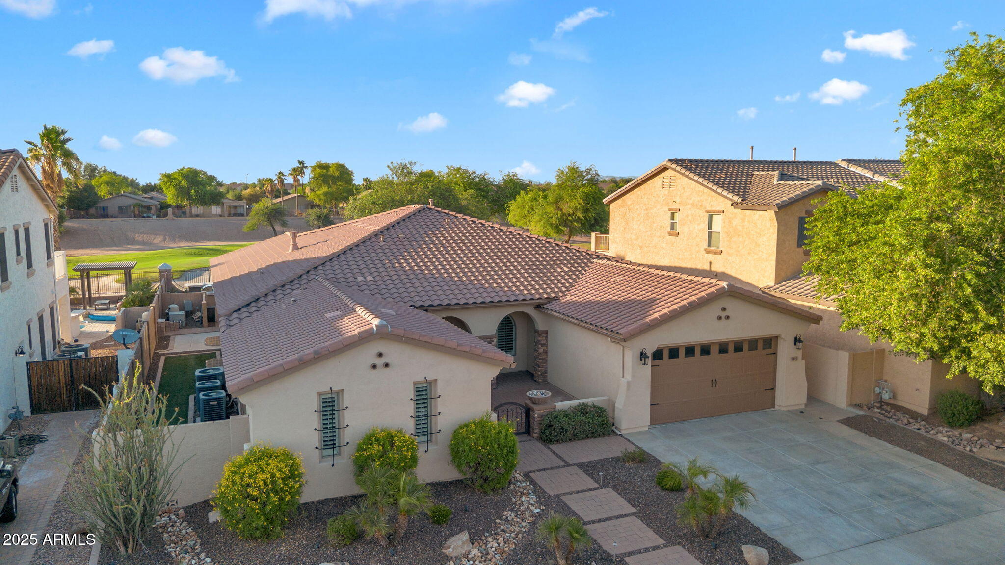 3414 E VIRGIL Drive