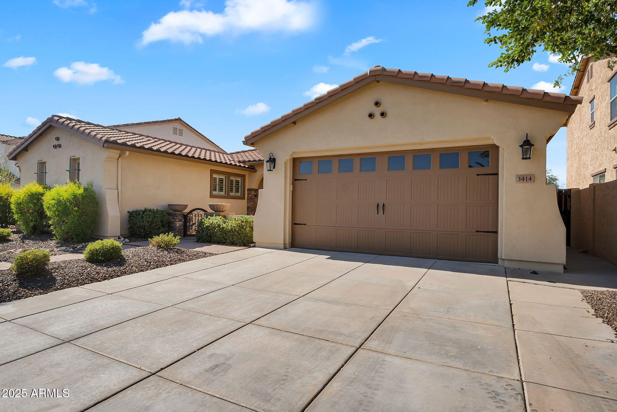3414 E VIRGIL Drive