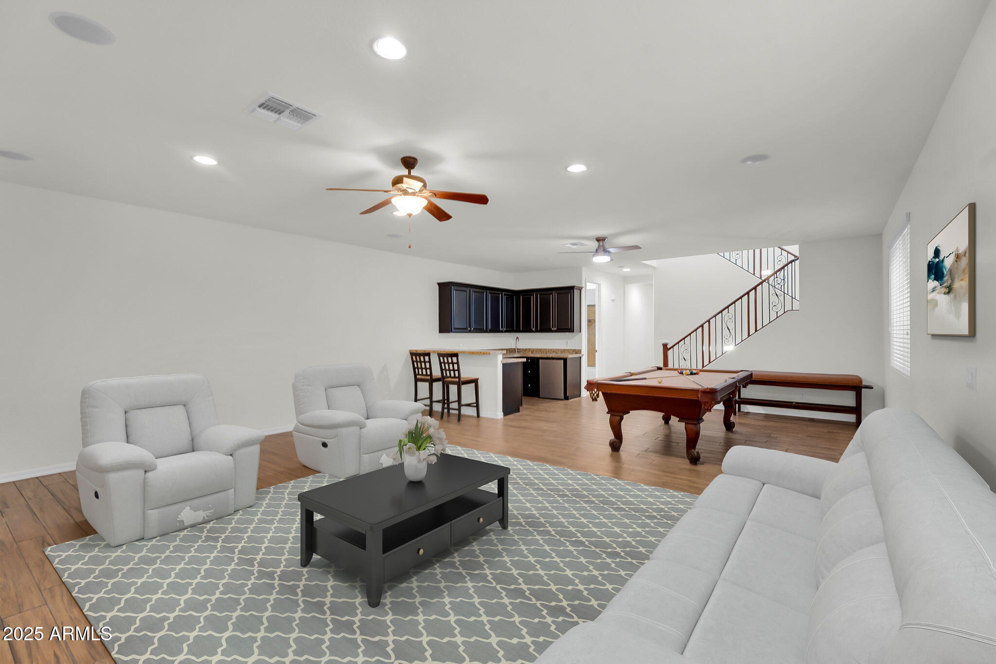 3414 E VIRGIL Drive