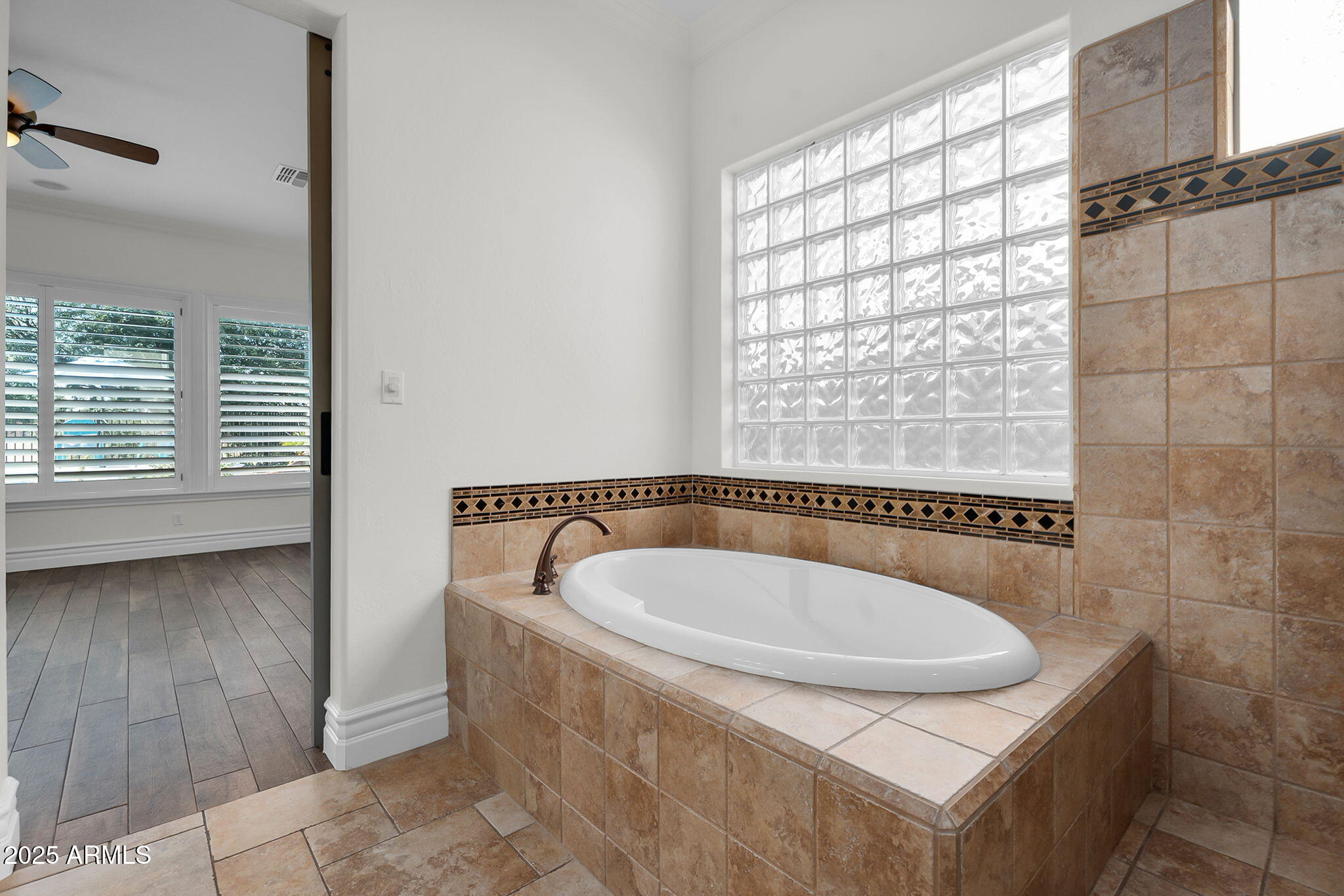 3414 E VIRGIL Drive