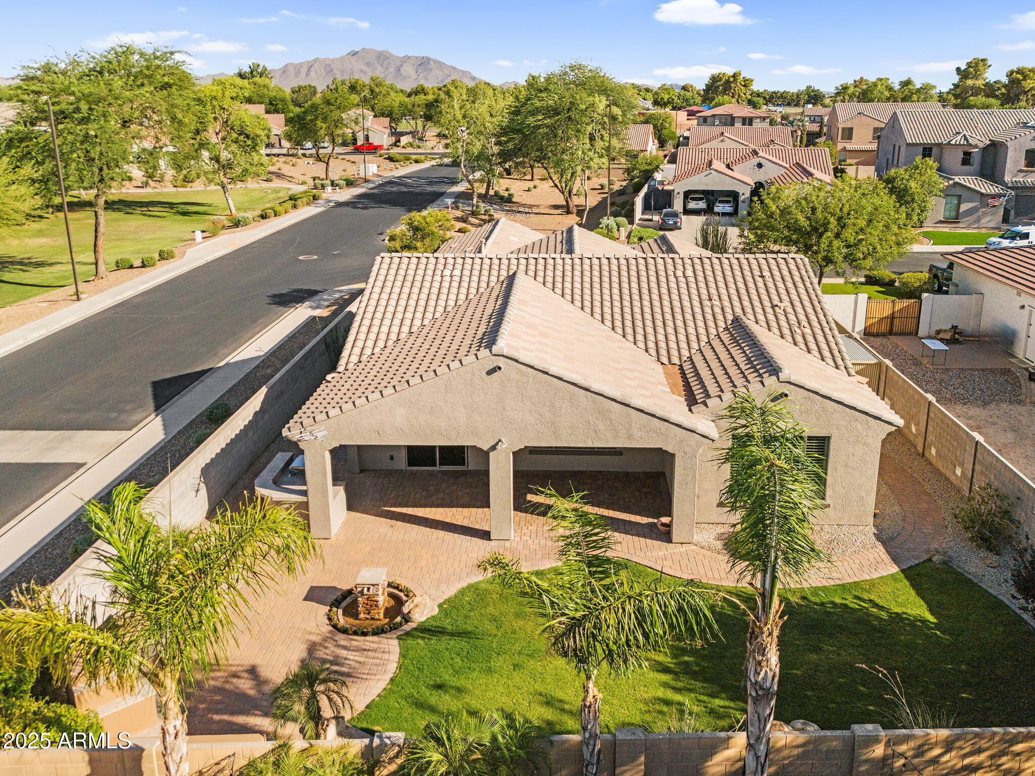1746 E AZALEA Drive