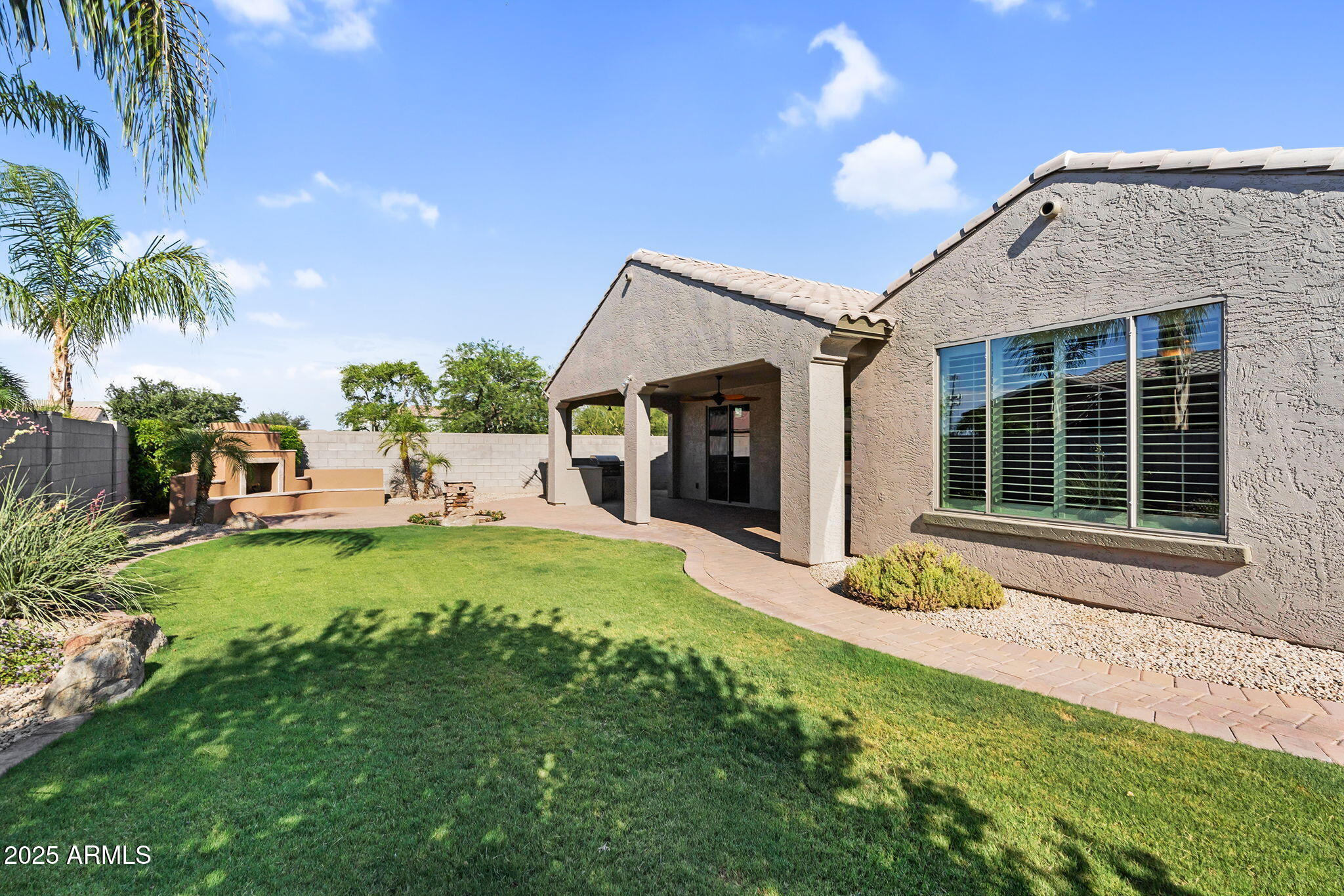 1746 E AZALEA Drive