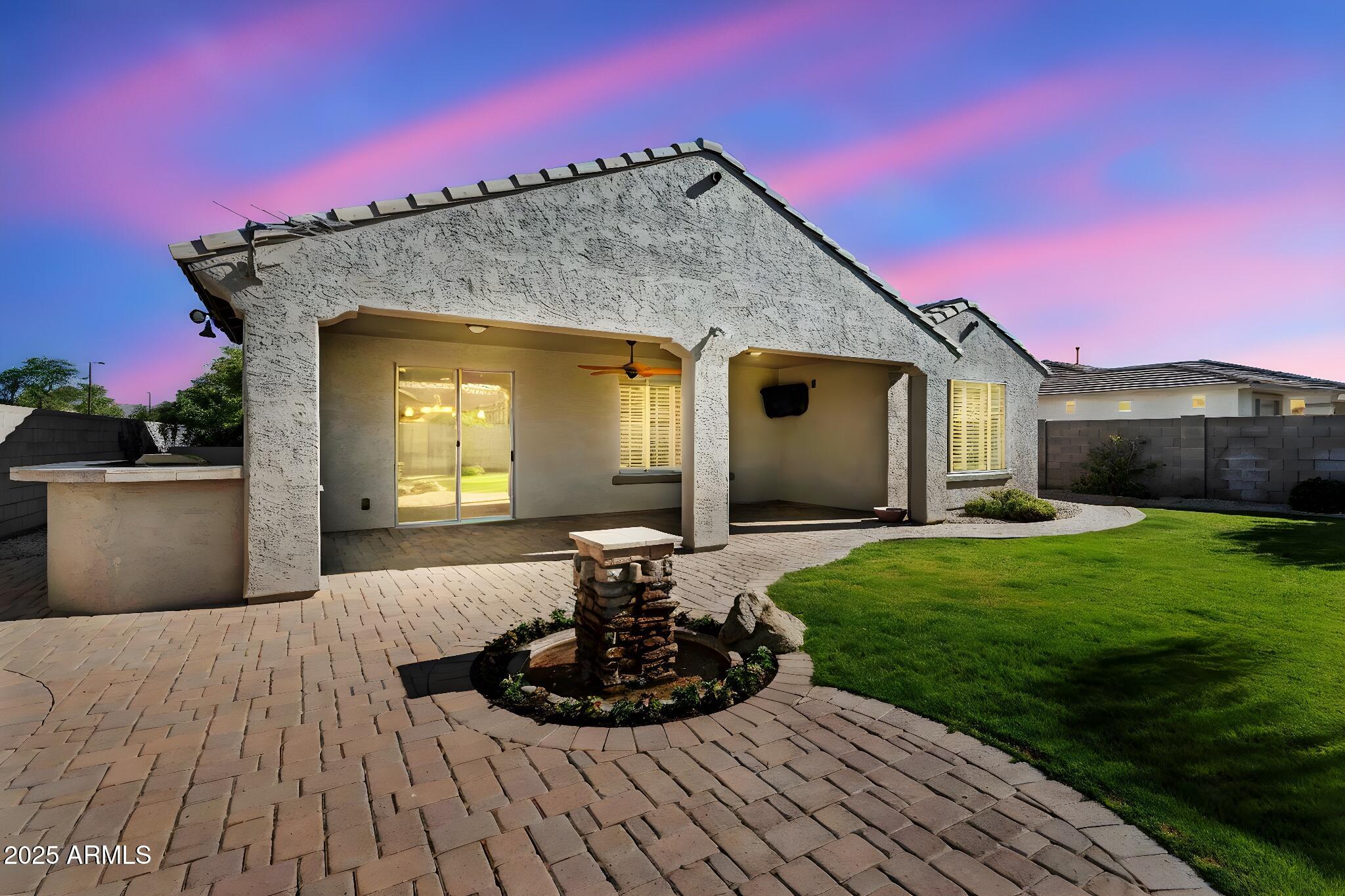 1746 E AZALEA Drive
