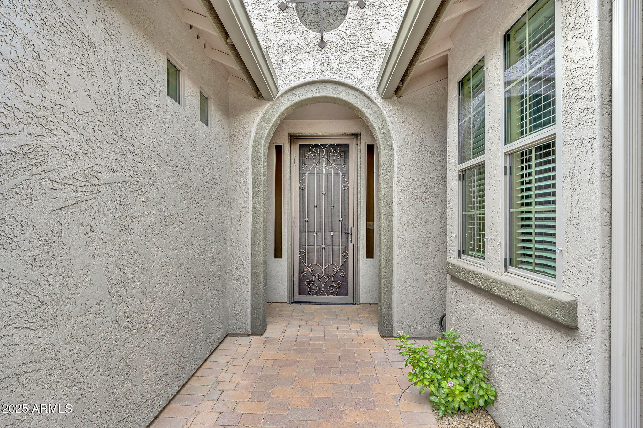 1746 E AZALEA Drive
