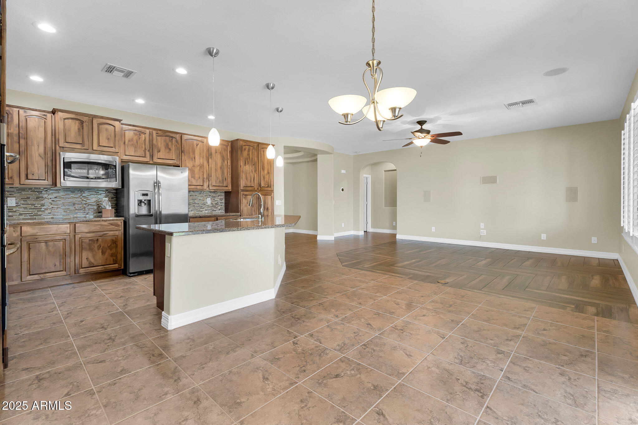 1746 E AZALEA Drive