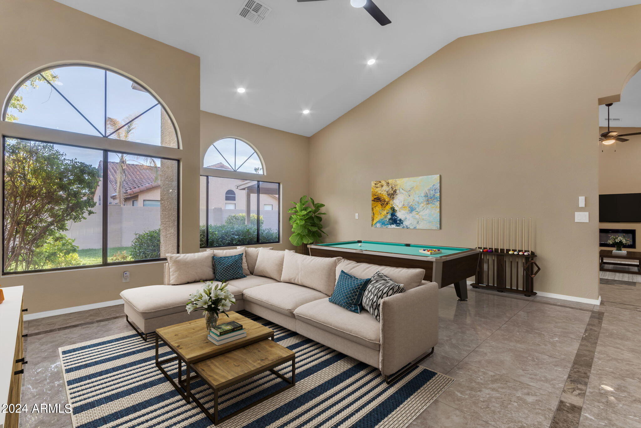 387 W LARONA Lane