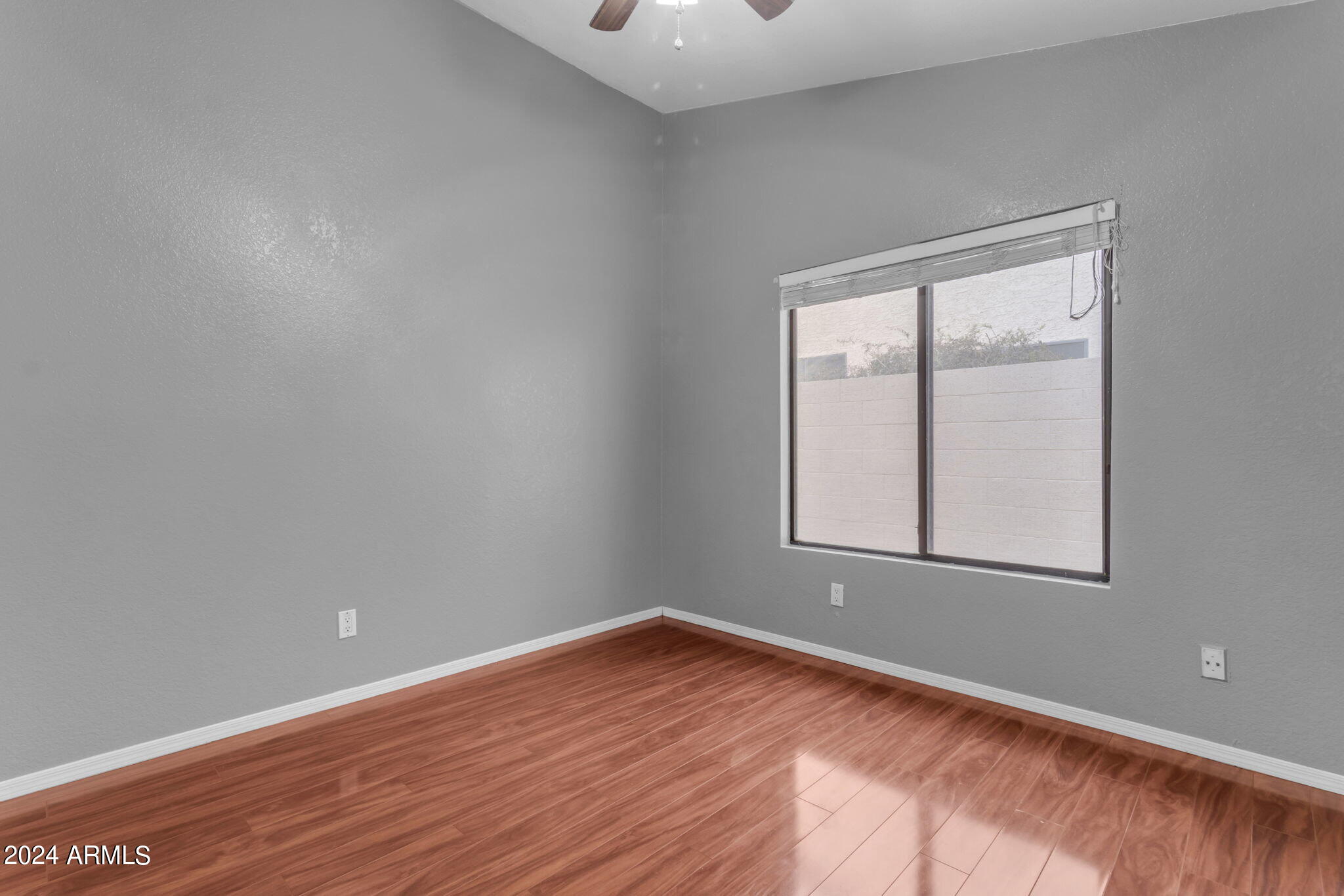 387 W LARONA Lane