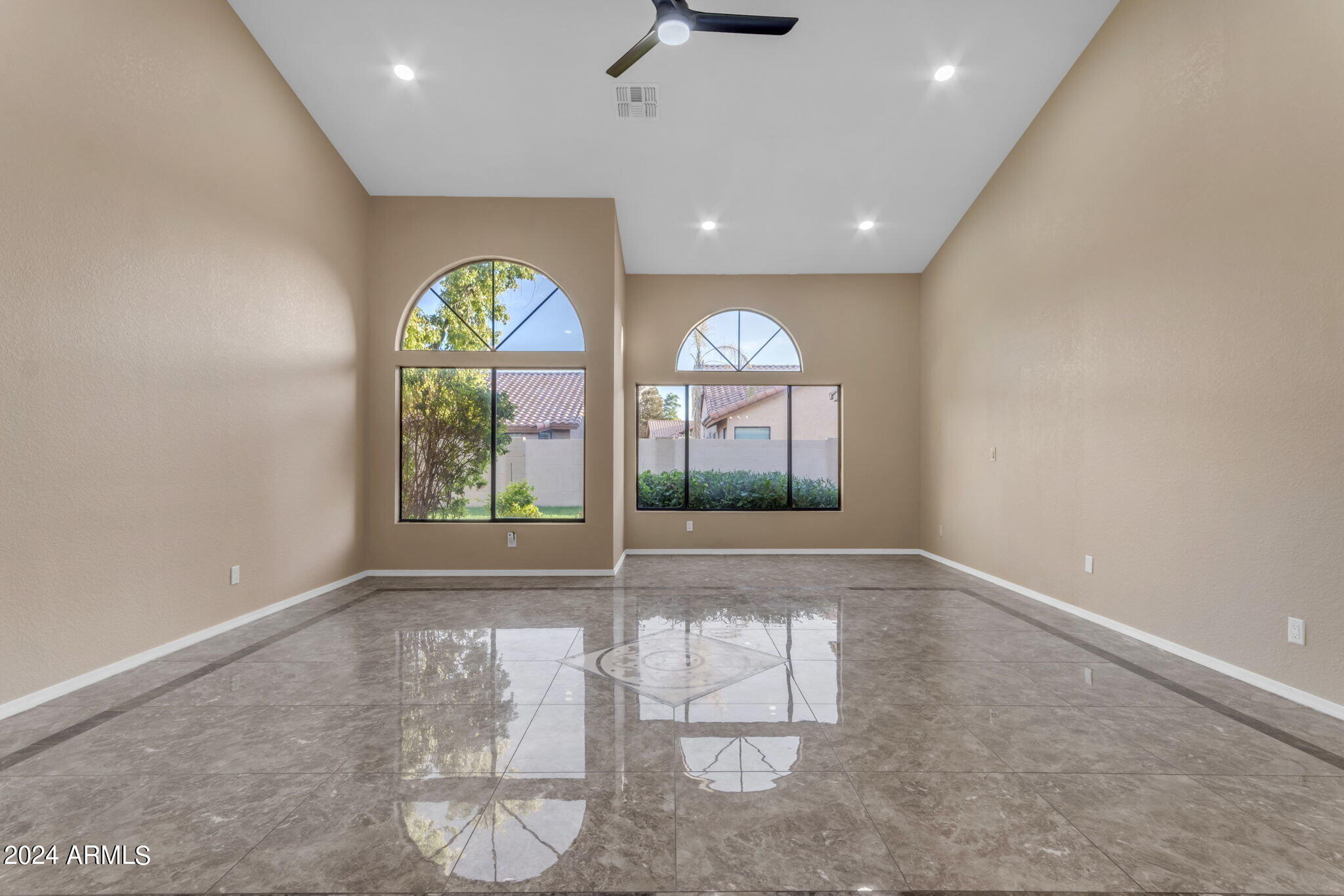 387 W LARONA Lane