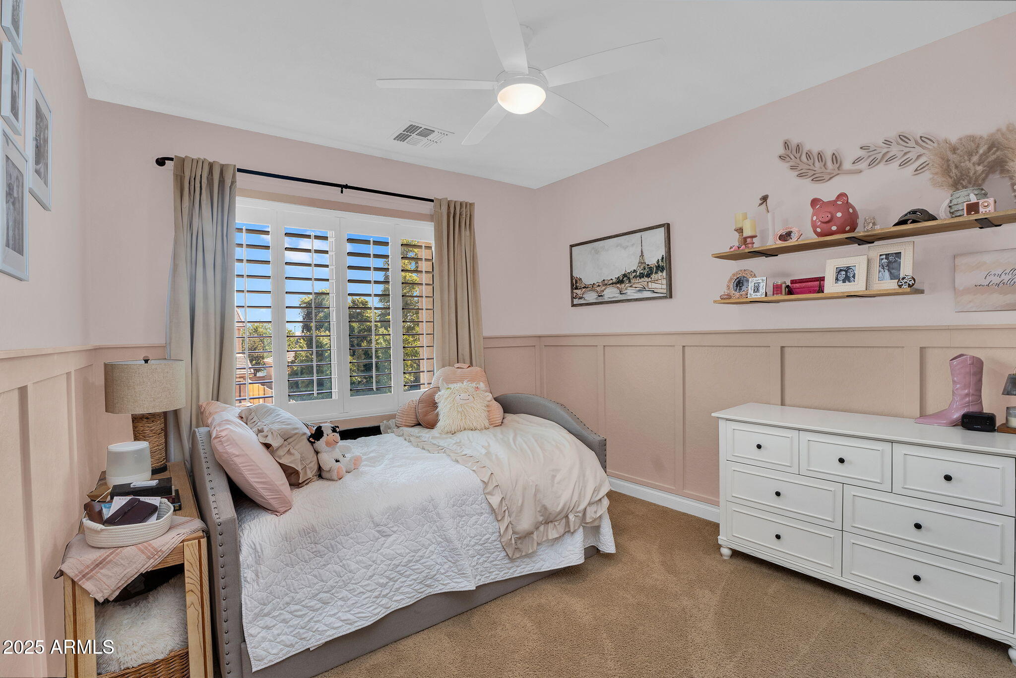 3087 E MAPLEWOOD Court