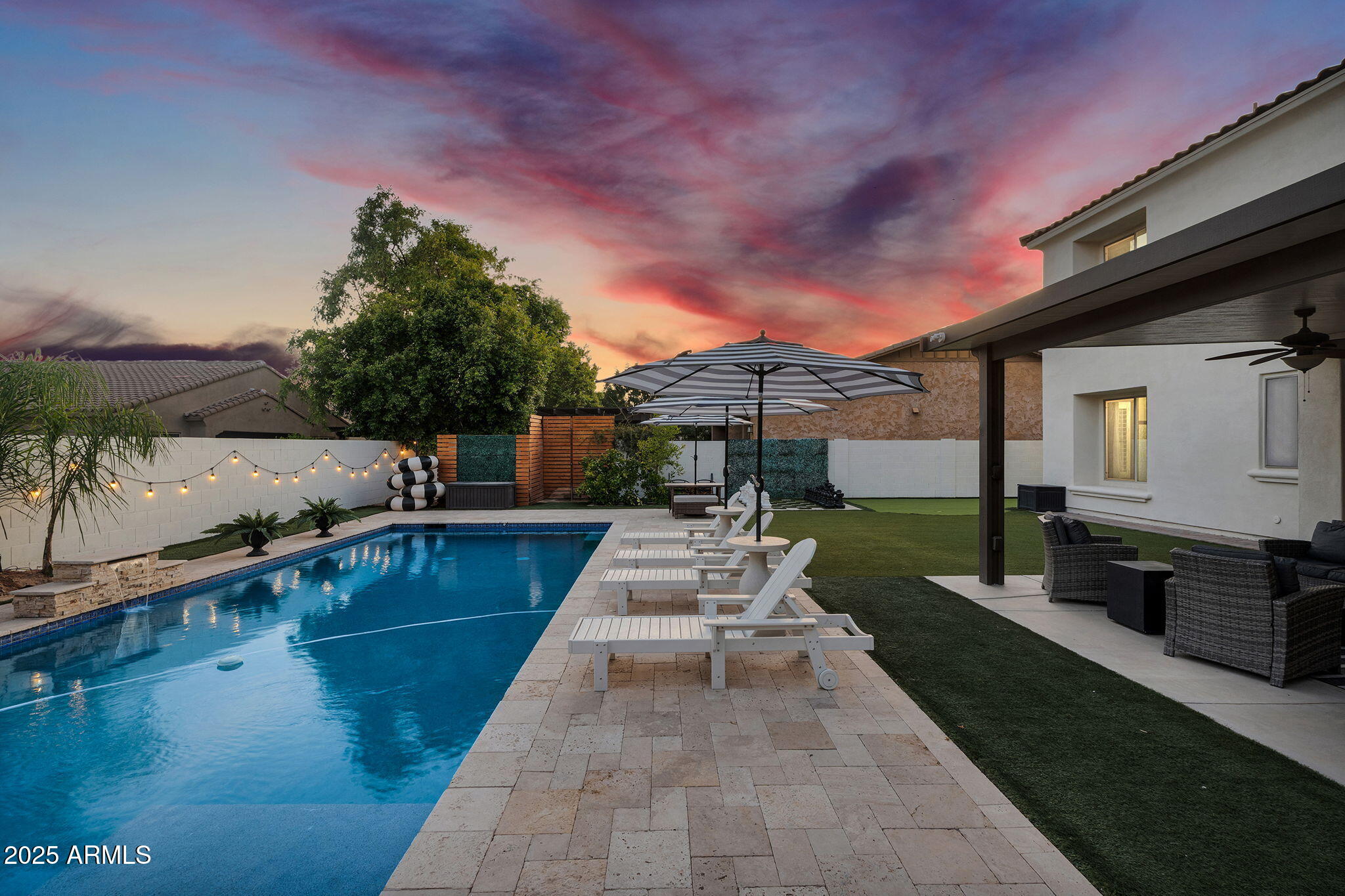 3087 E MAPLEWOOD Court
