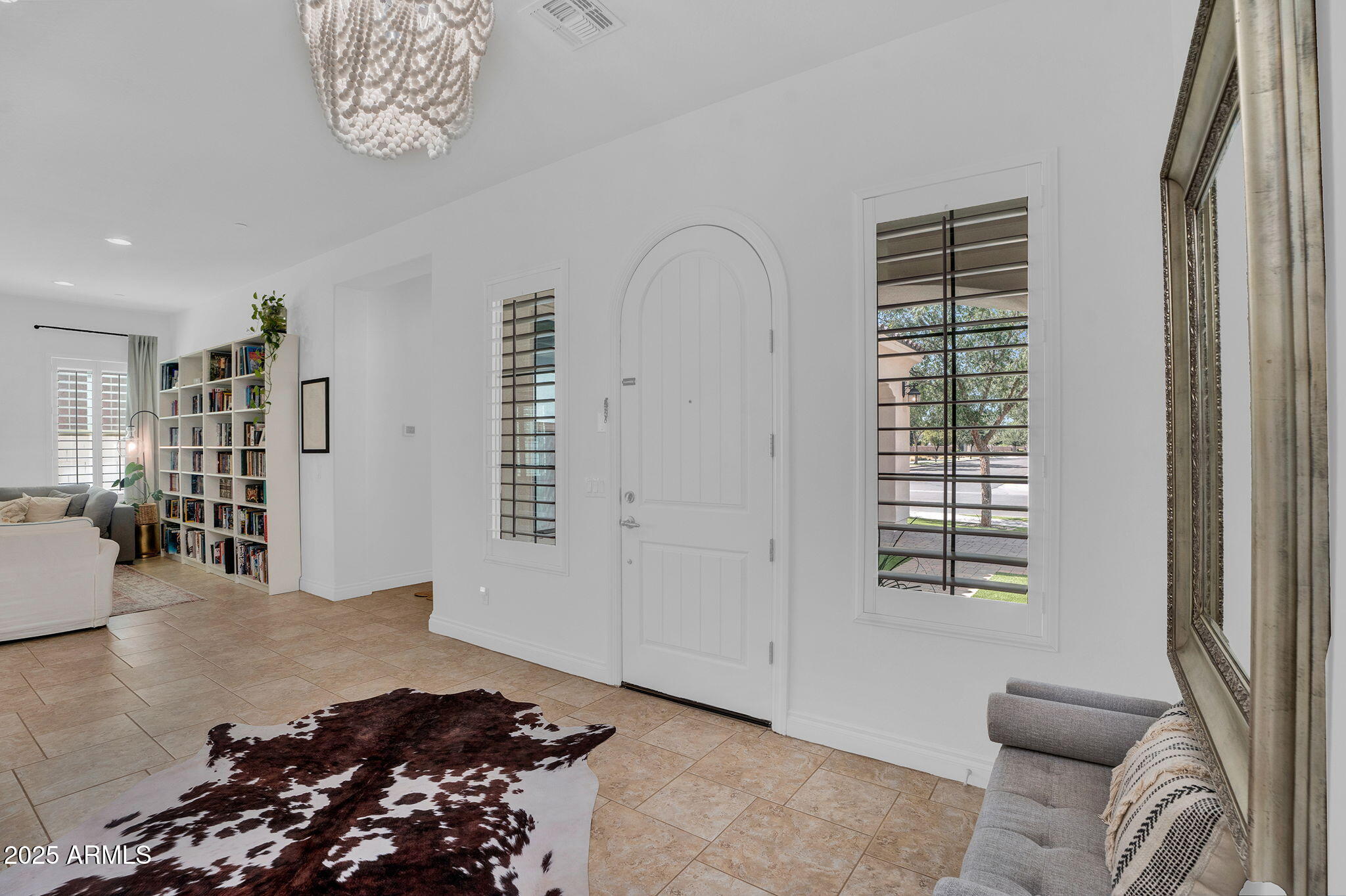 3087 E MAPLEWOOD Court