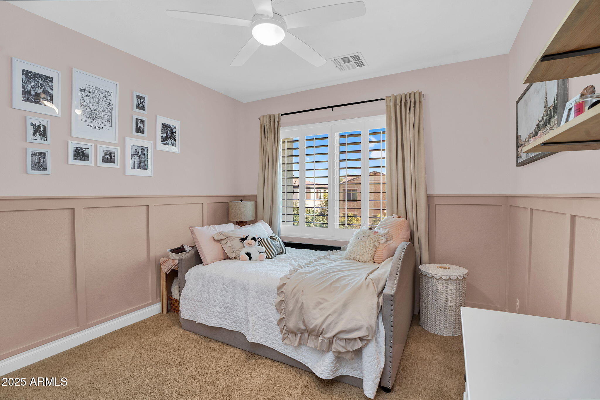 3087 E MAPLEWOOD Court