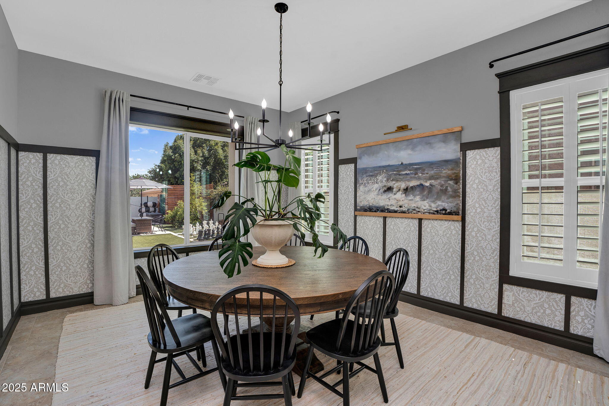 3087 E MAPLEWOOD Court
