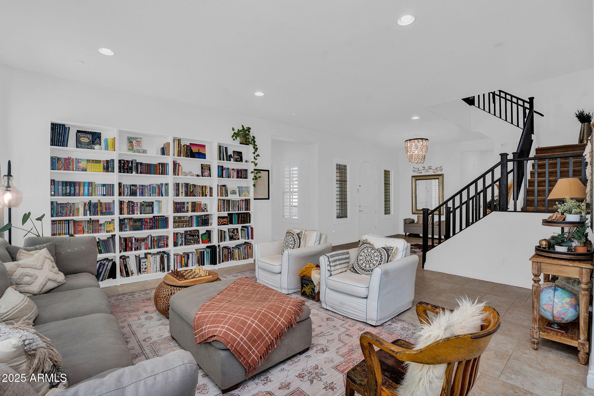 3087 E MAPLEWOOD Court