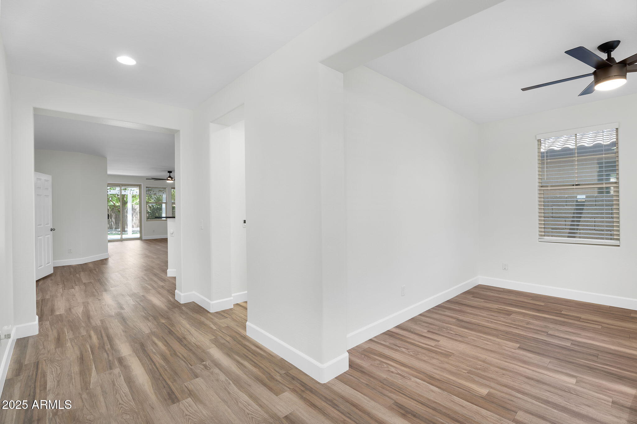 874 E DORAL Court