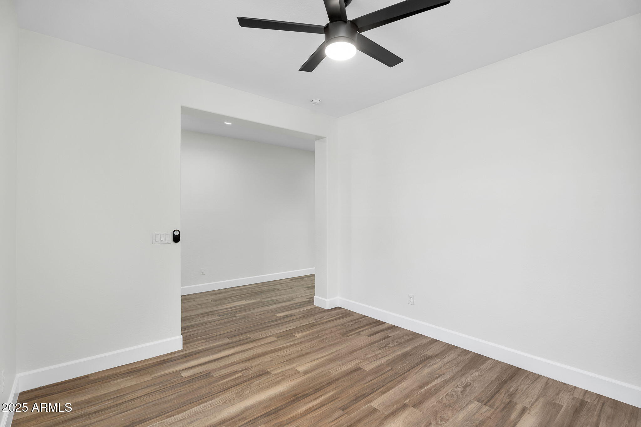 874 E DORAL Court
