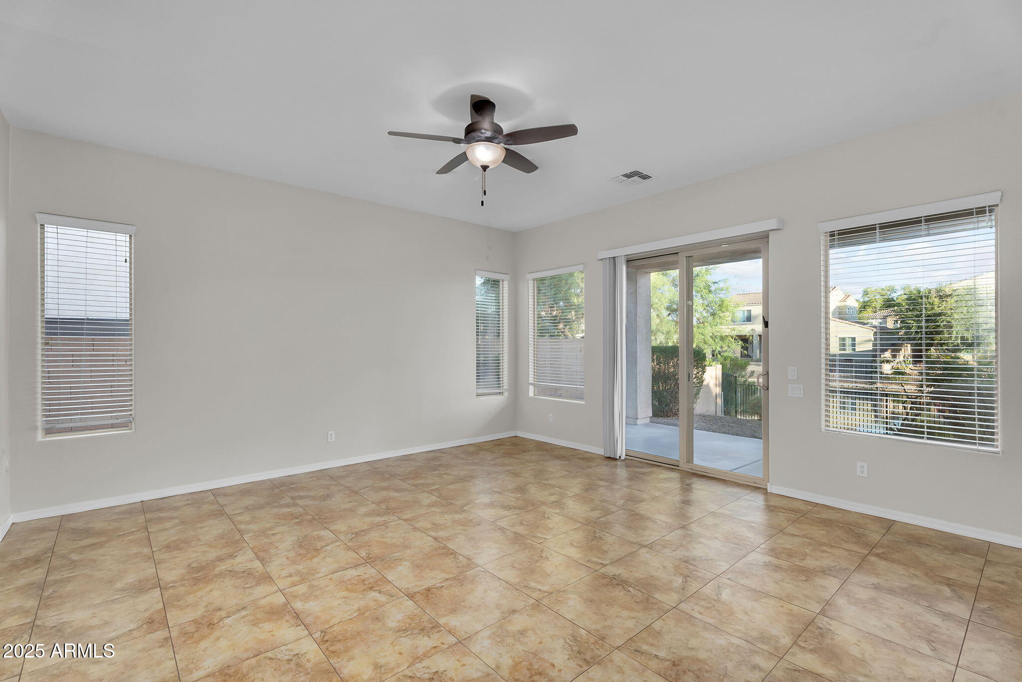 637 E INDIAN WELLS Place