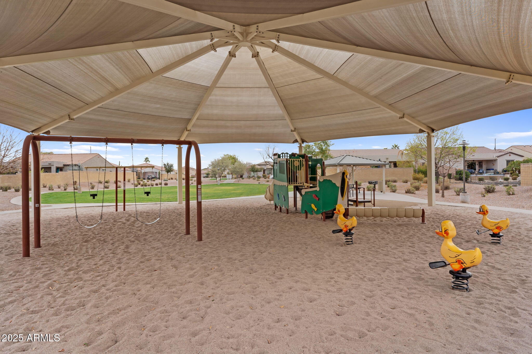 637 E INDIAN WELLS Place