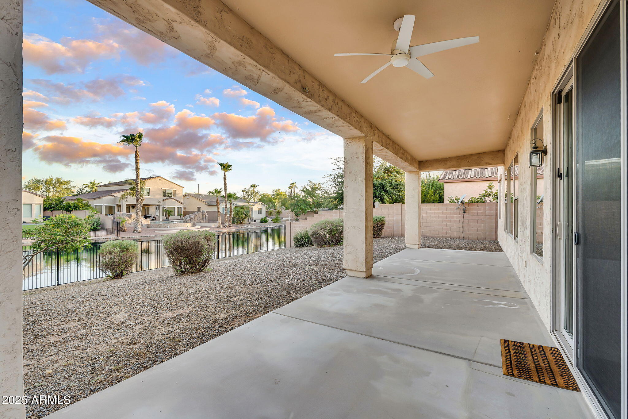 637 E INDIAN WELLS Place