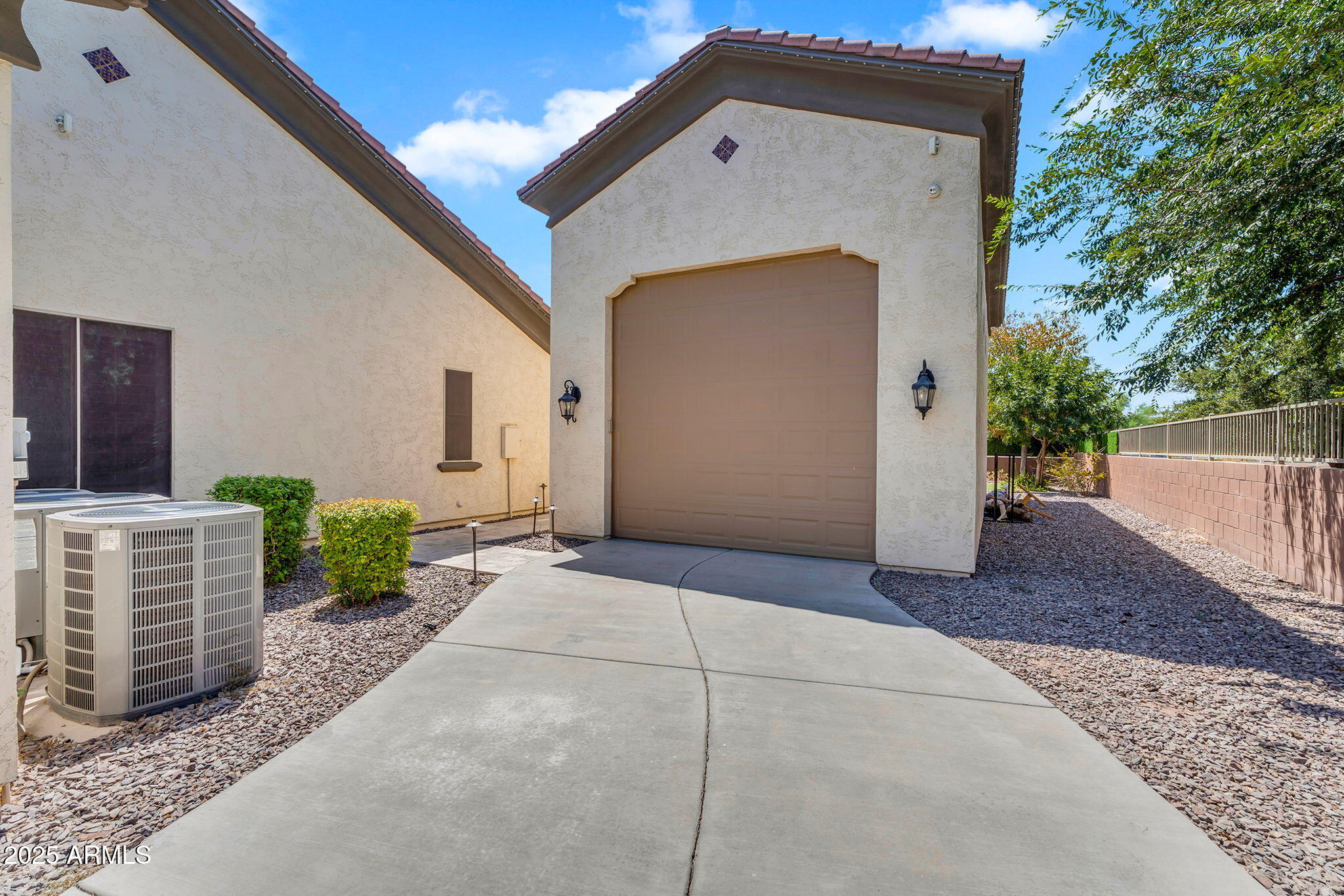 19873 E MAYA Road