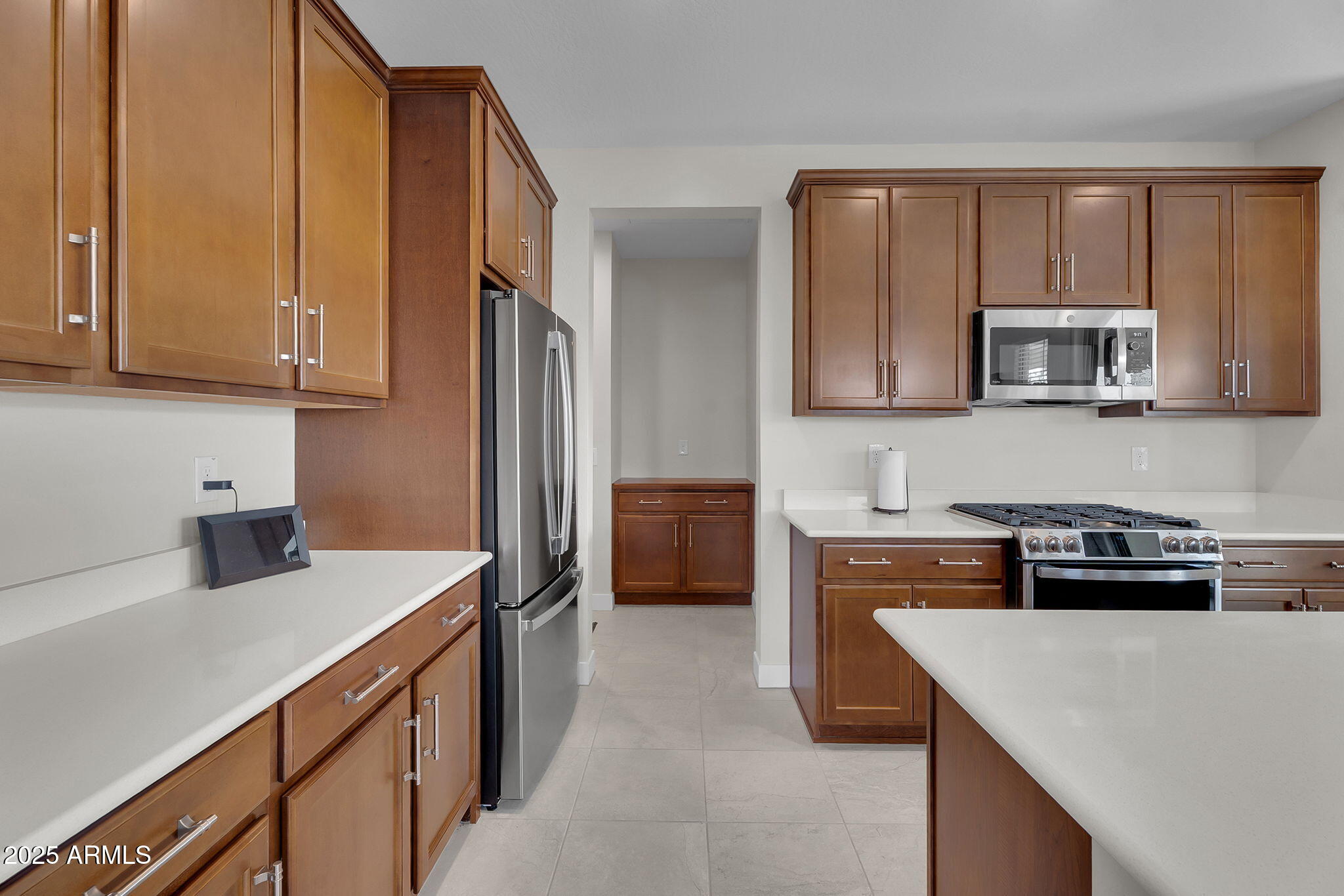 39175 N KADEN Lane