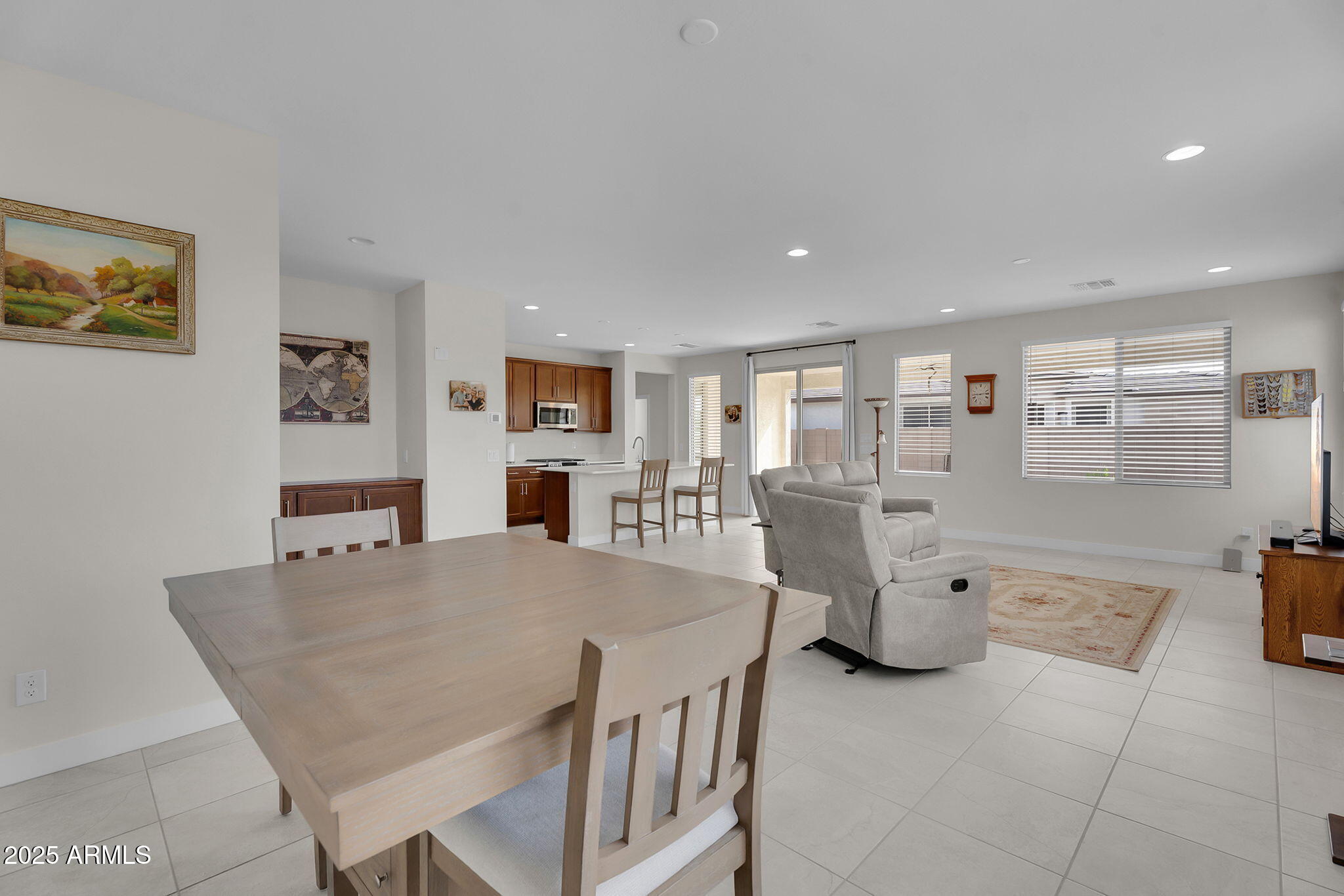 39175 N KADEN Lane