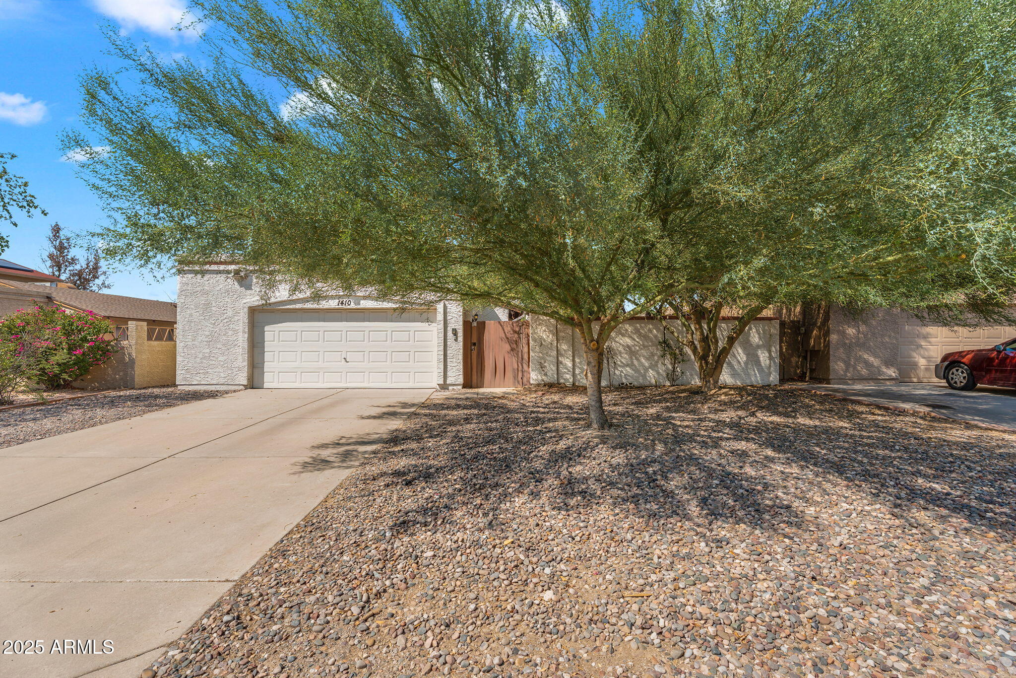 1410 E WESCOTT Drive